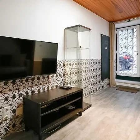 Cosmopolitan Chiado Apartment By Lovelystay Lissabon Buitenkant foto